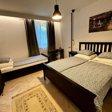Split Right Place****Cozy And Completely New エクステリア 写真
