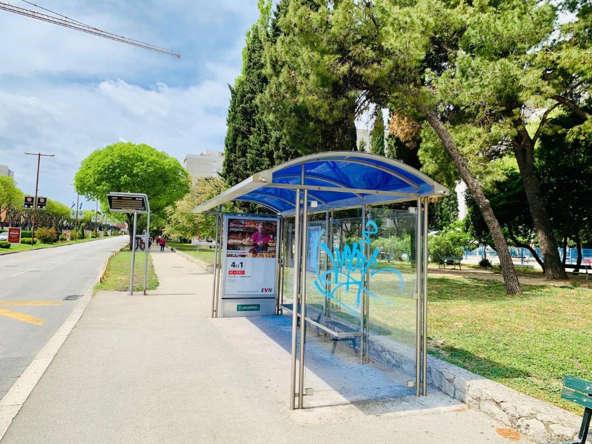 Split Right Place****Cozy And Completely New エクステリア 写真