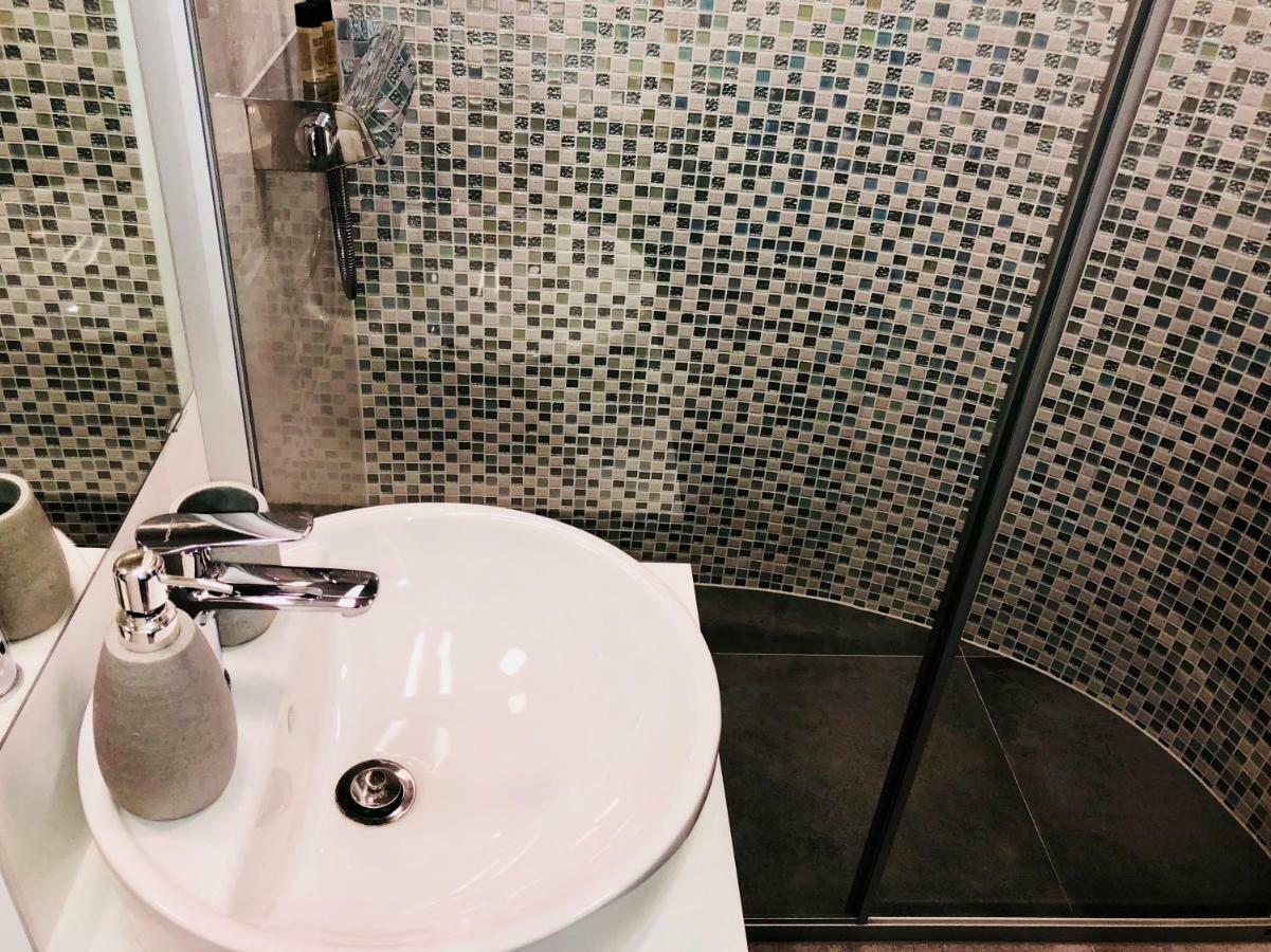 Split Right Place****Cozy And Completely New エクステリア 写真