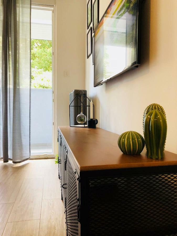 Split Right Place****Cozy And Completely New エクステリア 写真